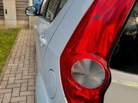 Gebraucht Opel Agila 68 PS (50 kW) 2014 Weiß Kleinwagen