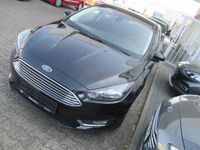 Gebraucht Ford Focus Titanium 125 PS (91 kW) 2018 Iridiumschwarz metallic (metallic) Limousine