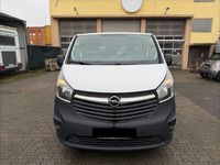 Gebraucht Opel Vivaro 120 PS (88 kW) 2016 Weiß Van / Kleinbus