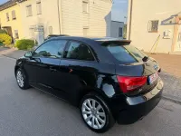 Gebraucht Audi A1 Attraction 86 PS (63 kW) 2013 Schwarz Kleinwagen