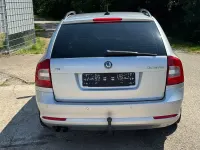 Gebraucht Skoda Octavia Ambiente 160 PS (117 kW) 2011 Silber Kombi