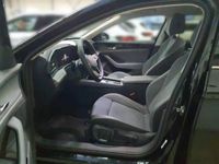 Gebraucht VW Passat IQ Drive 150 PS (110 kW) 2024 Schwarz Kombi