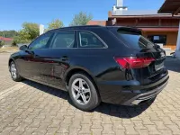 Gebraucht Audi A4 Sport 163 PS (119 kW) 2023 Brillantschwarz Kombi