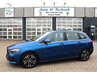 Gebraucht Mercedes E250 163 PS (119 kW) 2023 Blau Limousine