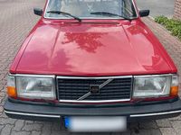 Gebraucht Volvo 240 100 PS (73 kW) 1982 Rot Limousine