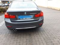 gebraucht BMW 330 330 d Sport-Aut. Luxury Line