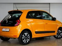 Gebraucht Renault Twingo SE 65 PS (47 kW) 2022 Gelb Kleinwagen