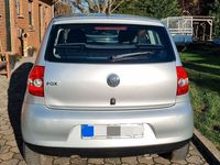 Usado VW Fox Refresh 54 HP (39 kW) 2010 Prateado Citadino