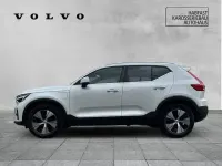 Gebraucht Volvo XC40 Core 211 PS (155 kW) 2022 Crystal white / metallic SUV