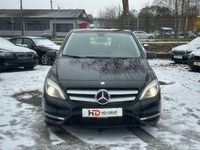 Gebraucht Mercedes B180 109 PS (80 kW) 2012 Schwarz Van / Kleinbus