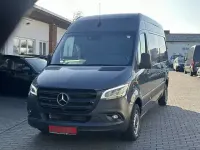 Używany Mercedes Sprinter 150 KM (110 kW) 2023 Szary Van