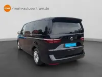 Gebraucht VW Multivan Life 150 PS (110 kW) 2024 Deep black perleffekt Van / Kleinbus
