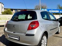 Gebraucht Renault Clio II Exception 111 PS (81 kW) 2006 Platingrau Kleinwagen