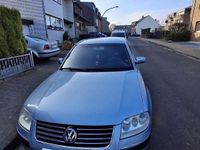 Gebraucht VW Passat 150 PS (110 kW) 2002 Blau Limousine