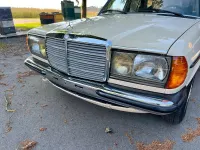 Gebraucht Mercedes 250 129 PS (94 kW) 1979 Beige Limousine