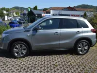 Gebraucht Suzuki Vitara Comfort 140 PS (102 kW) 2019 Galactic gray SUV