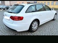 Gebraucht Audi A4 120 PS (88 kW) 2009 Weiß Kombi