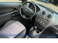 Gebraucht Ford Fiesta Ambiente 69 PS (50 kW) 2006 Silber Kleinwagen