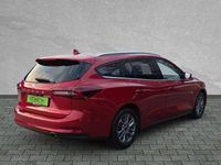 Gebraucht Ford Focus Titanium 125 PS (91 kW) 2024 Fantastic red metallic Kombi