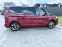Gebraucht VW Multivan Life 150 PS (110 kW) 2024 Rot Van / Kleinbus