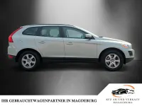 Gebraucht Volvo XC60 Kinetic 163 PS (119 kW) 2011 Weiß SUV