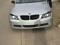 Gebraucht BMW 320 204 PS (150 kW) 2006 Silber Limousine