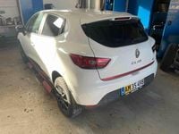 Second-hand Renault Clio IV Expression 75 CP (55 kW) 2014 Alb Berlinǎ