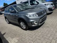 Gebraucht Suzuki Vitara Club 120 PS (88 kW) 2017 Grau SUV