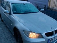 Gebraucht BMW 318 143 PS (105 kW) 2008 Silber Kombi