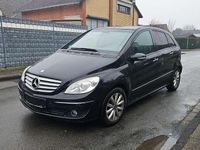 Gebraucht Mercedes B180 109 PS (80 kW) 2006 Kosmosschwarz  metalliclack Van / Kleinbus