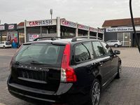 Gebraucht Volvo V50 109 PS (80 kW) 2009 Schwarz Kombi