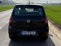 Gebraucht VW Fox Style 60 PS (44 kW) 2012 Schwarz Kleinwagen