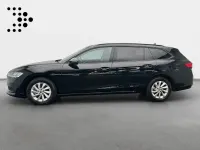 Gebraucht Skoda Superb Essence 150 PS (110 kW) 2025 Ebony schwarz metallic Kombi