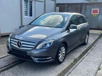 Gebraucht Mercedes B200 156 PS (114 kW) 2013 Grau Van / Kleinbus