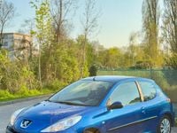 Gebraucht Peugeot 206+ 75 PS (55 kW) 2010 Blau Kleinwagen