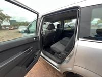 Gebraucht Opel Zafira Edition 116 PS (85 kW) 2008 Silber Van / Kleinbus