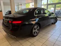 Gebraucht Mercedes E220 200 PS (147 kW) 2022 Schwarz Limousine
