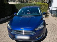 Second-hand Ford Focus 125 CP (91 kW) 2016 Albastru Berlinǎ