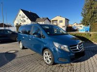 Gebraucht Mercedes V200 136 PS (100 kW) 2017 Blau Van / Kleinbus