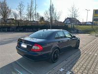 Gebraucht Mercedes E280 190 PS (139 kW) 2007 Blau Limousine
