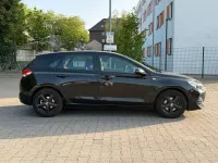 Gebraucht Hyundai i30 Trend 136 PS (100 kW) 2019 Schwarz Kleinwagen