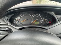 Usata Ford Focus 116 CV (85 kW) 2003 Blu Utilitaria
