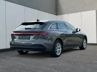 Neu Audi A5 Basis 204 PS (150 kW) 2025 Chronosgrau metallic Kombi