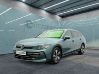 Gebraucht VW Passat Elegance 150 PS (110 kW) 2024 Grün Van / Kleinbus