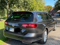 Gebraucht VW Passat Highline 190 PS (139 kW) 2019 Grau Kombi