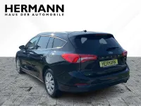 Używany Ford Focus Titanium 125 KM (91 kW) 2020 Czarny Kombi