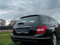 Gebraucht Mercedes C250 204 PS (150 kW) 2011 Schwarz Kombi