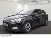 gebraucht Hyundai i20 1.2 YES! silver Klima Rückfahrkamera LED