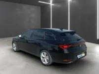 Używany Seat Leon FR 150 KM (110 kW) 2023 Czarny Kombi