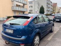 Second-hand Ford Focus 80 CP (58 kW) 2007 Albastru Hatchback